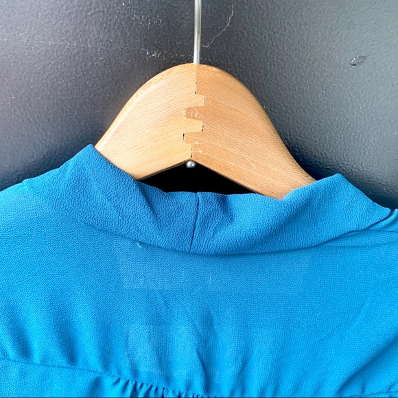 Elodie Anthropologie Drape Cross Front Styled Top - Picture 8 of 10